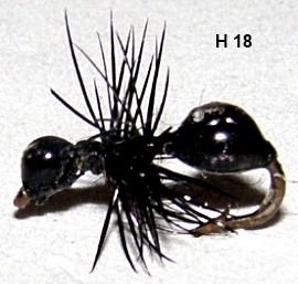 fourmi noire en époxy (mouche diverse)