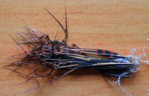 pattes de sauterelles préformées en plume de faisan